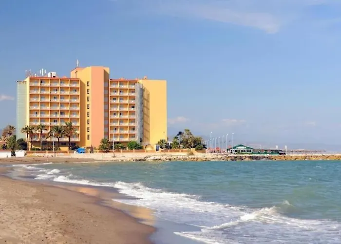 Guadalmarina - Playa, Naturaleza Y Ciudad *